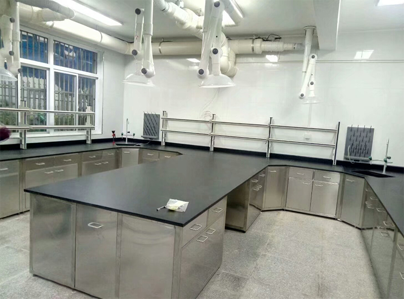 不锈钢实验台厂家
