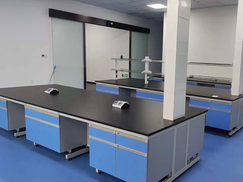 1774061037857317.jpg 钢木实验台理化板