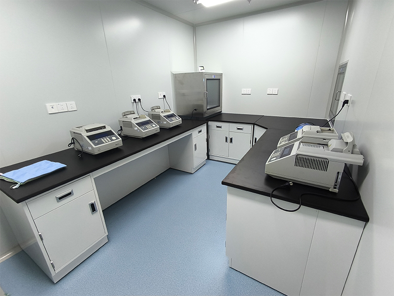 1776219943291797.jpg 实验室全钢实验台